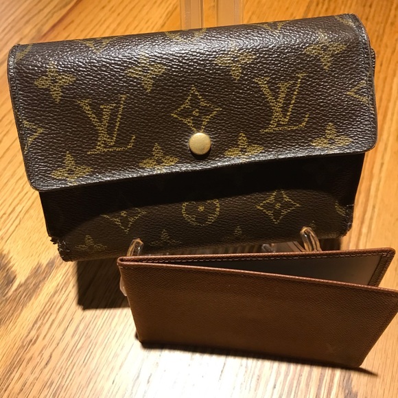 Louis Vuitton Handbags - Make an Offer: Louis Vuitton Vintage Monogram Wallet